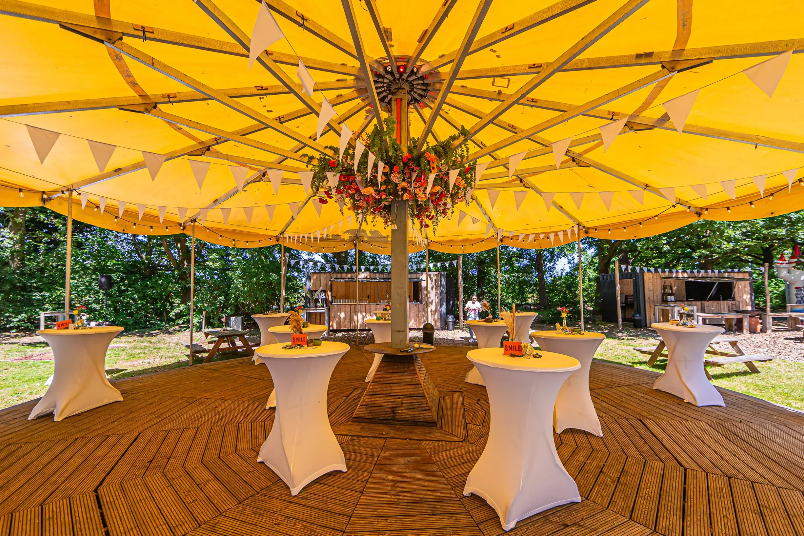 2025-06-20_ValdeludoBruiloft_ROCKATEER_Previews-006